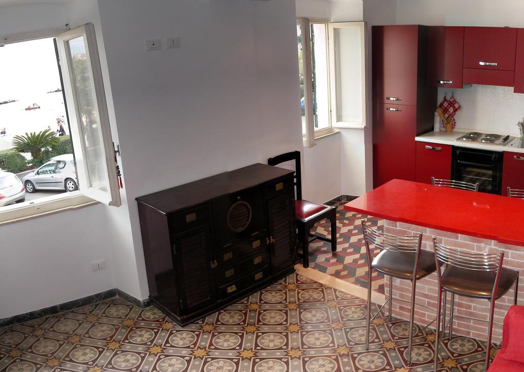 Villa Casa Flora à San Terenzo Chambre photo